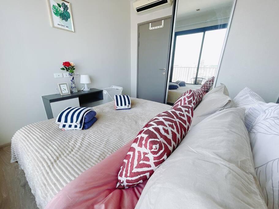 Base Central Pattaya Long Balcony King-Bed With Infinity Pool & Free Netflix! エクステリア 写真
