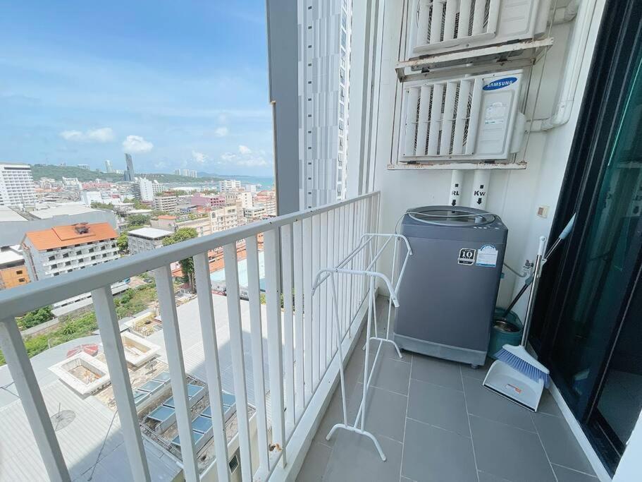 Base Central Pattaya Long Balcony King-Bed With Infinity Pool & Free Netflix! エクステリア 写真