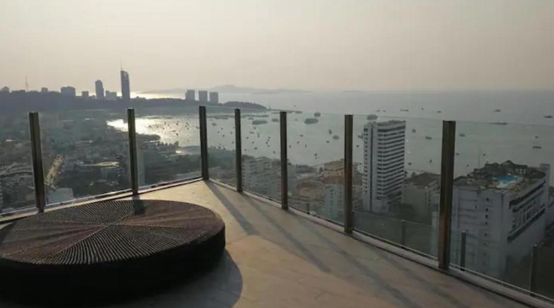 Base Central Pattaya Long Balcony King-Bed With Infinity Pool & Free Netflix! エクステリア 写真