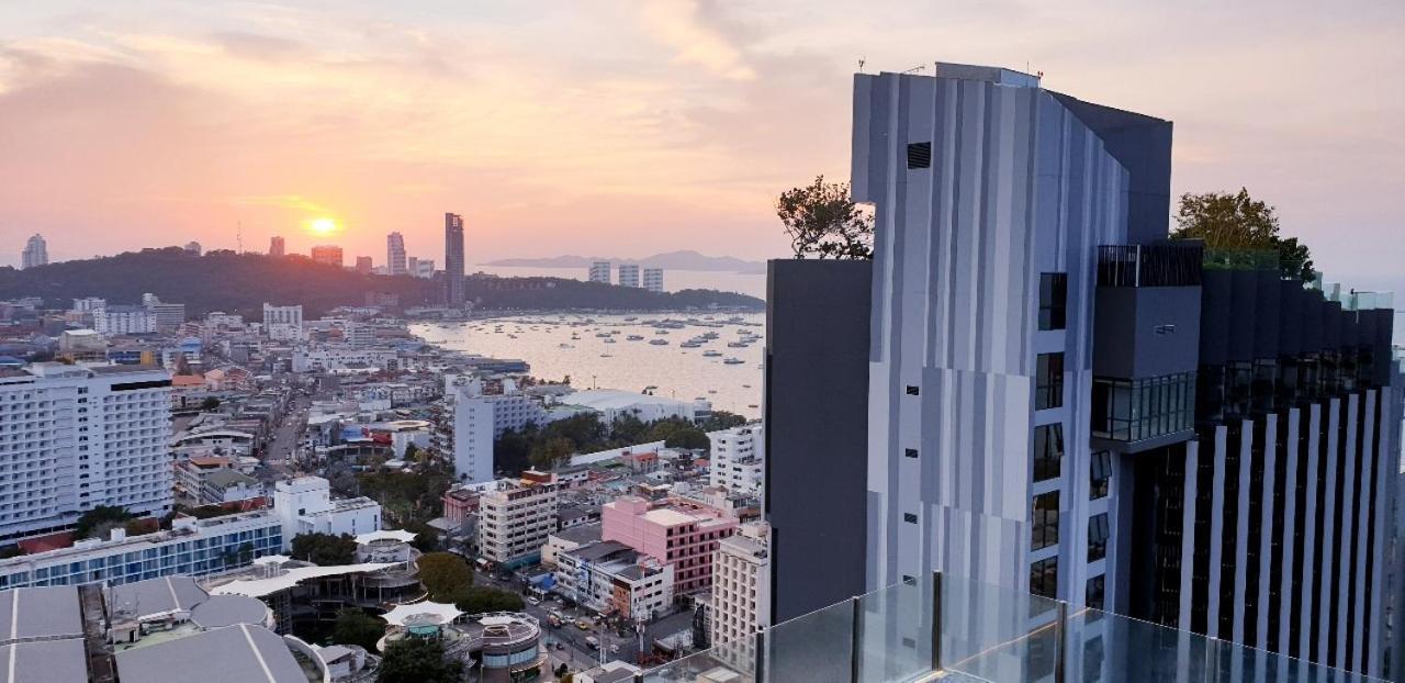 Base Central Pattaya Long Balcony King-Bed With Infinity Pool & Free Netflix! エクステリア 写真