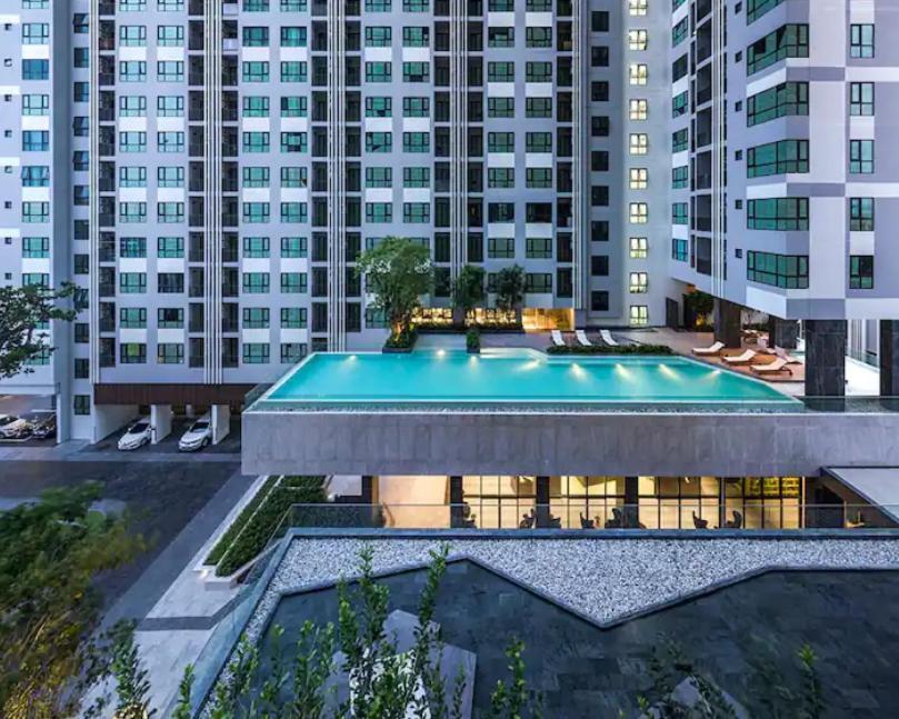 Base Central Pattaya Long Balcony King-Bed With Infinity Pool & Free Netflix! エクステリア 写真