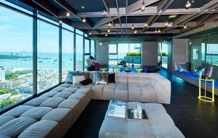 Base Central Pattaya Long Balcony King-Bed With Infinity Pool & Free Netflix! エクステリア 写真